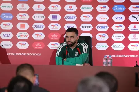 آيت نوري: منتخب الجزائر لن يتهاون أمام غينيا.. ونريد التأهل بالعلامة الكاملة